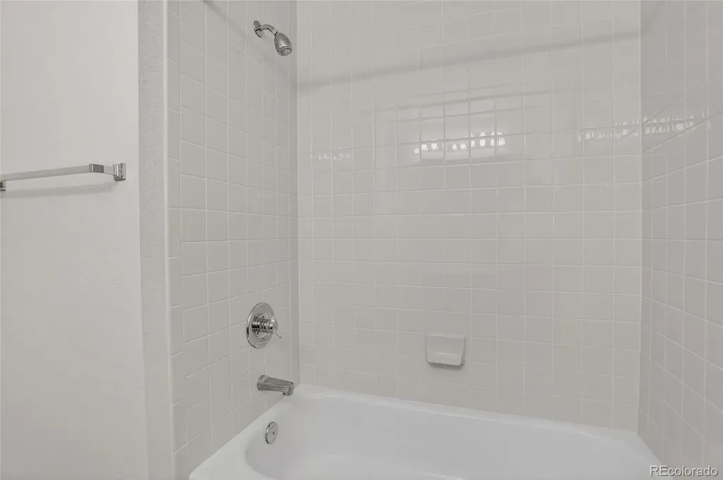 4122 Riley Drive Longmont CO 80503