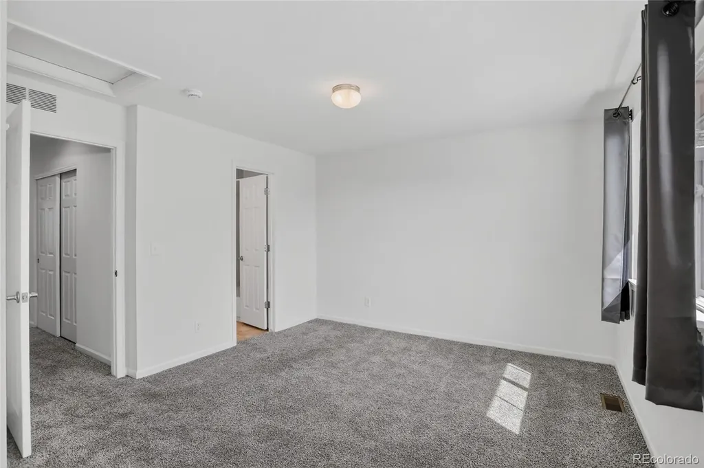 4122 Riley Drive Longmont CO 80503