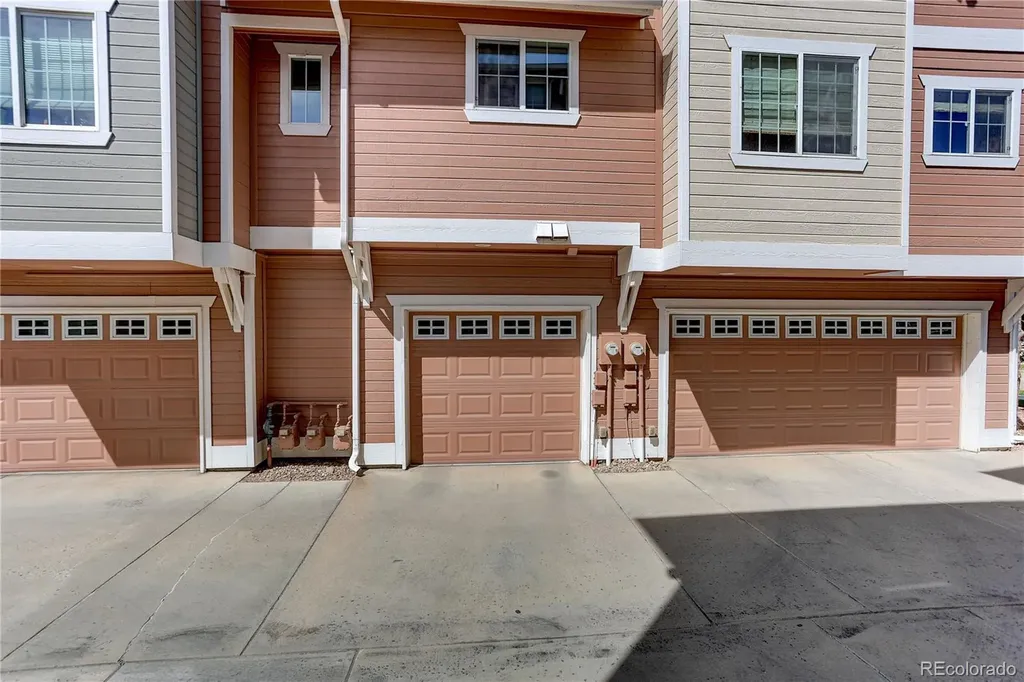 4122 Riley Drive Longmont CO 80503