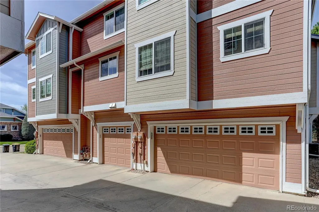 4122 Riley Drive Longmont CO 80503