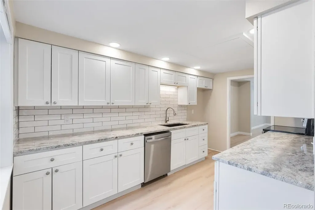 4250 S Olive Street Denver CO 80237