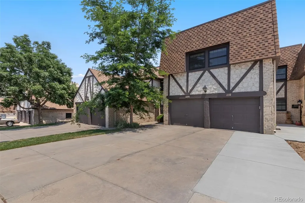 4250 S Olive Street Denver CO 80237