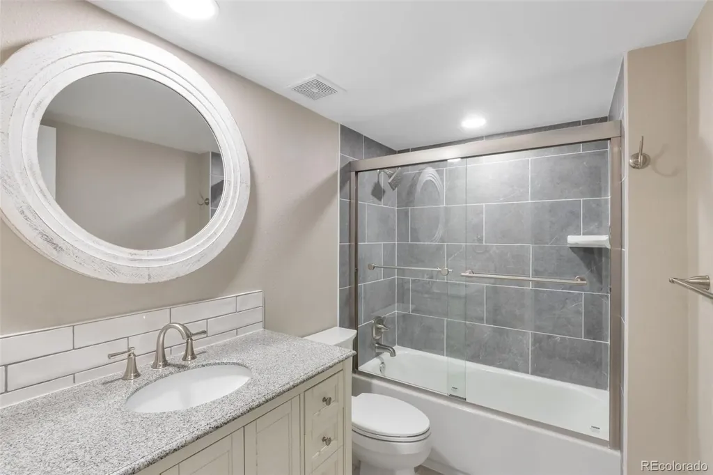 4250 S Olive Street Denver CO 80237
