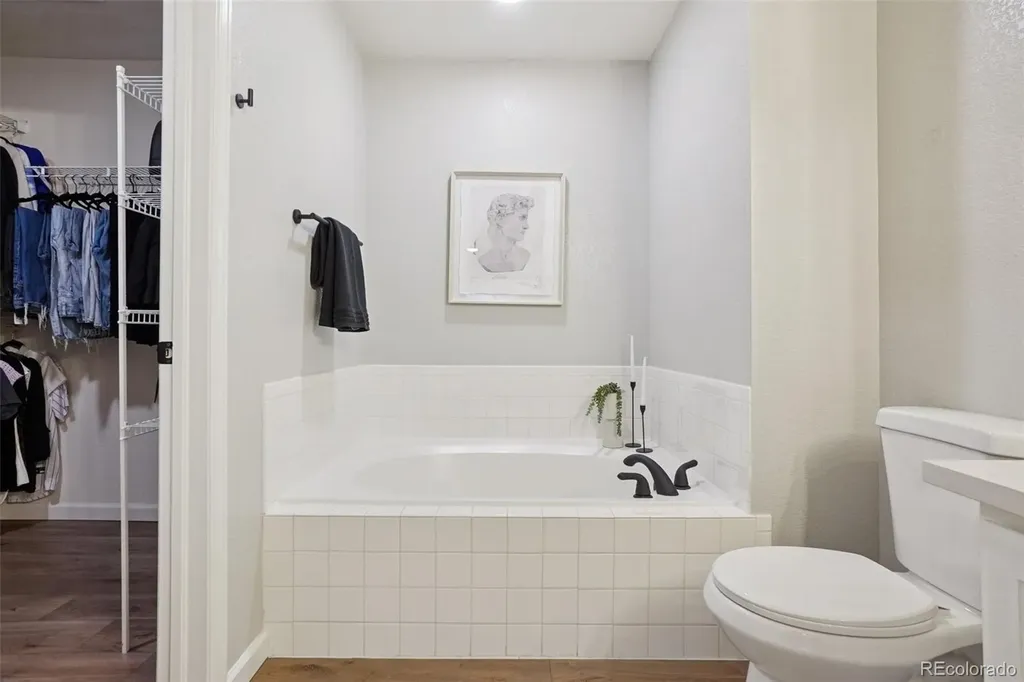 4271 S Blackhawk Circle Aurora CO 80014
