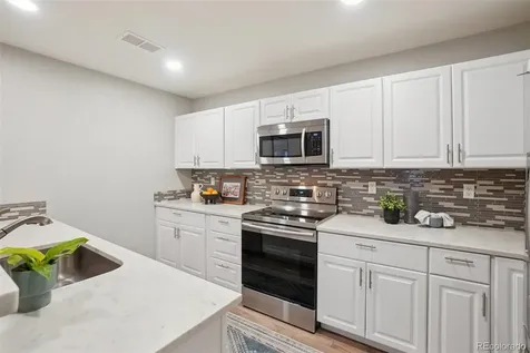 4271 S Blackhawk Circle Aurora CO 80014