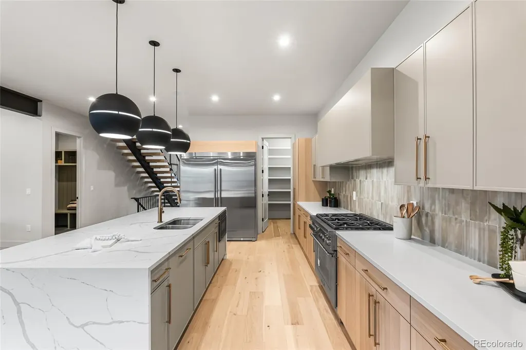 3015 S Ash Street Denver CO 80222