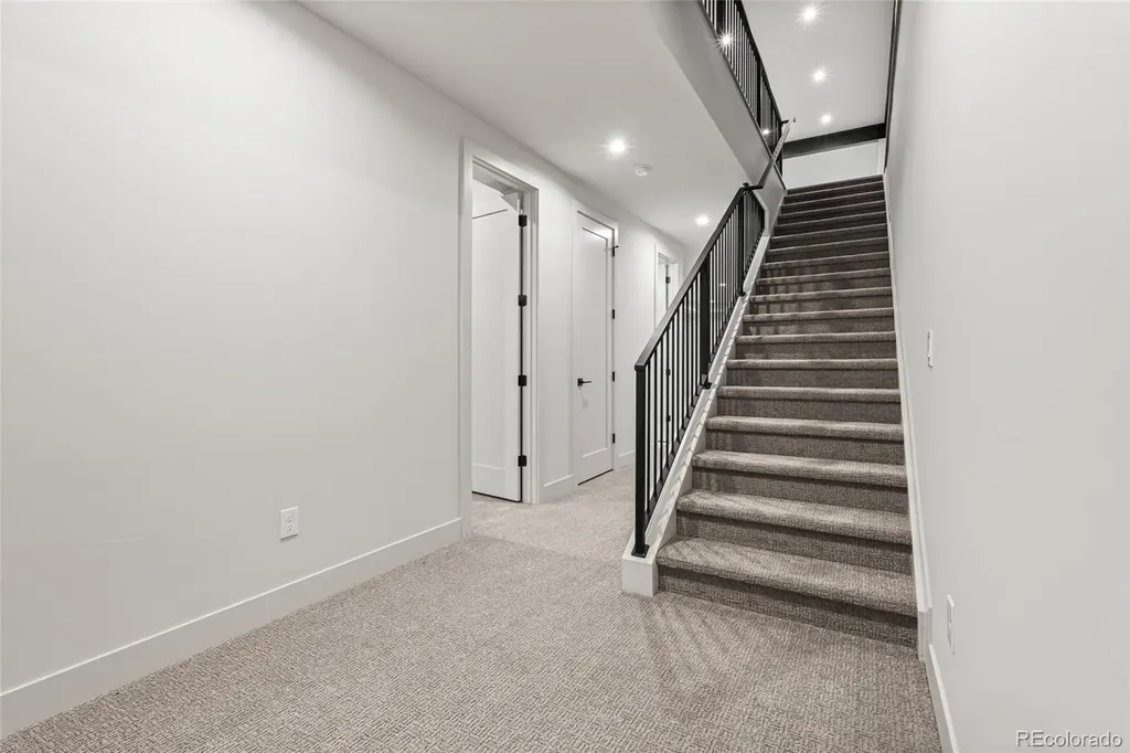 3015 S Ash Street Denver CO 80222