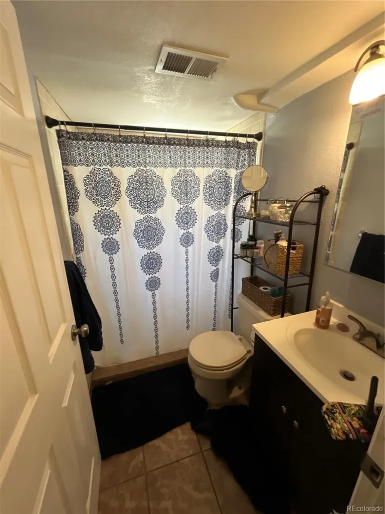 6668 Chase Street Arvada CO 80003