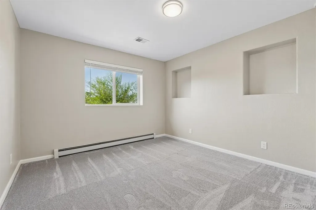 4332 W B Street Greeley CO 80634