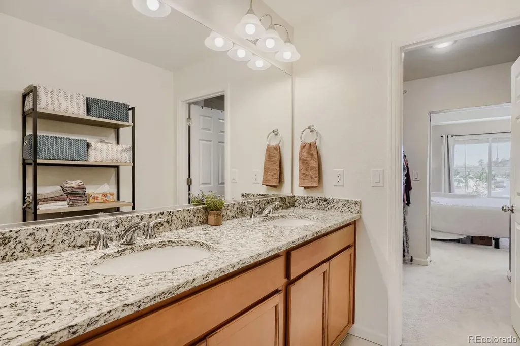 23588 E Ida Drive Aurora CO 80016