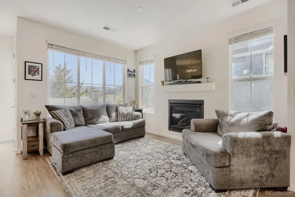 23588 E Ida Drive Aurora CO 80016