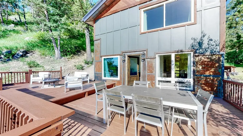 1268 Spring Valley Road Bellvue CO 80512