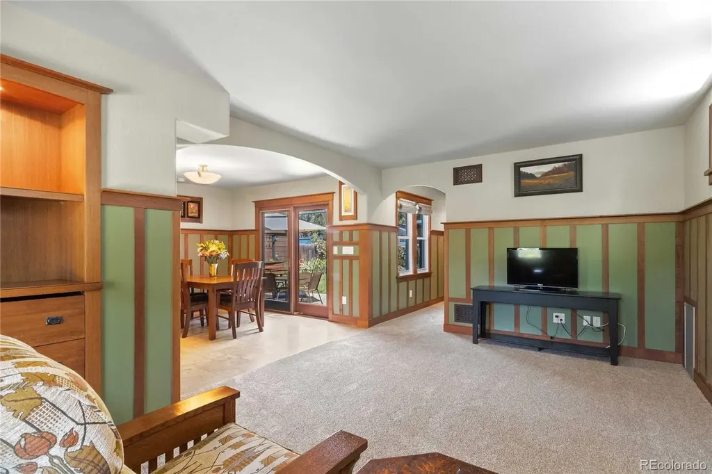 2838 S Clarkson Circle Englewood CO 80113