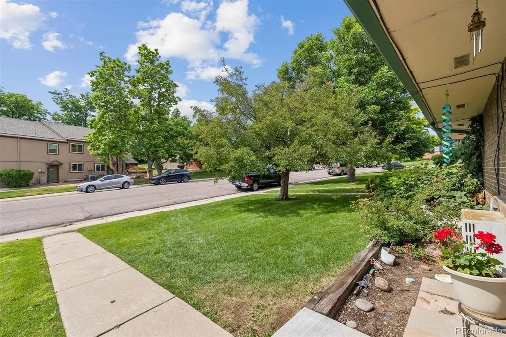 7711 W Glasgow Place Littleton CO 80128