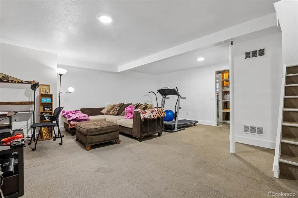 7711 W Glasgow Place Littleton CO 80128