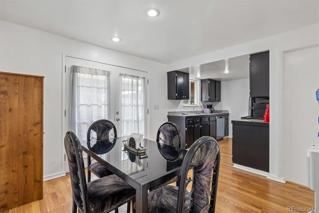 7711 W Glasgow Place Littleton CO 80128