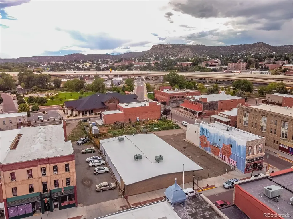 323 N Commercial Street Trinidad CO 81082