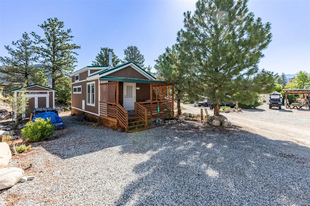 10795 County Road 197a Nathrop CO 81236