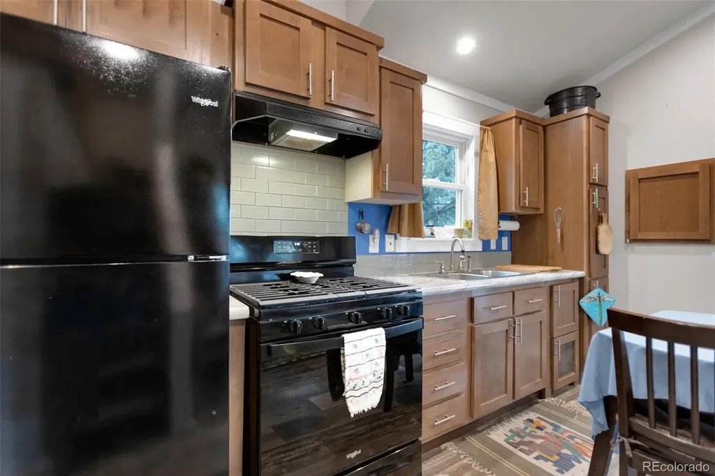 10795 County Road 197a Nathrop CO 81236
