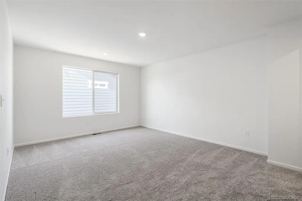 47399 Magnolia Avenue Bennett CO 80102