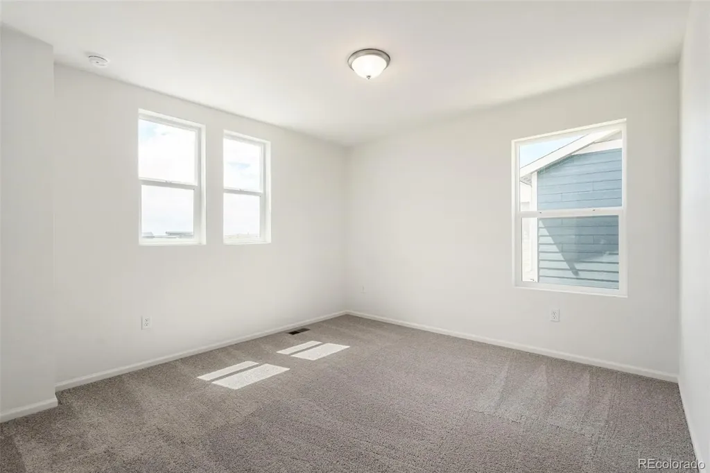 47399 Magnolia Avenue Bennett CO 80102