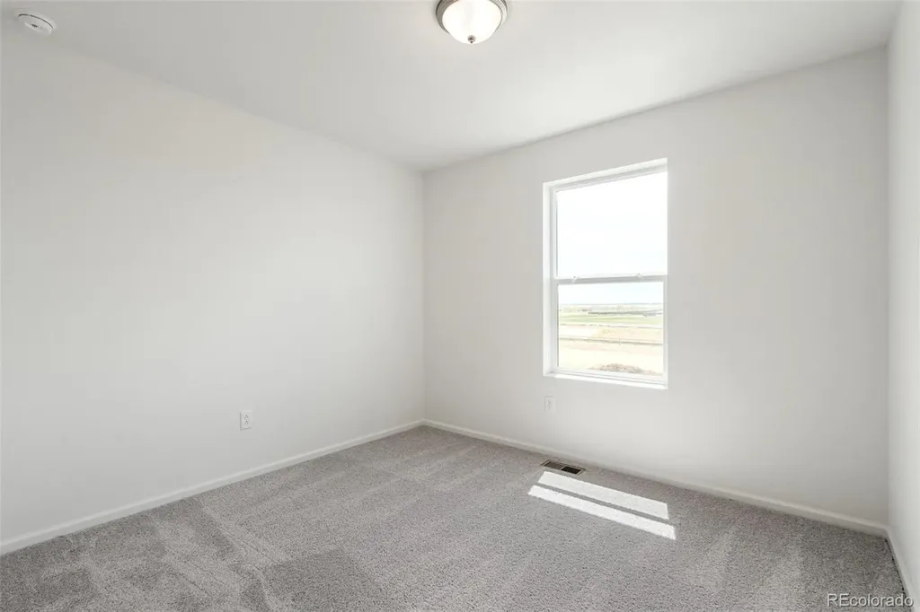 47399 Magnolia Avenue Bennett CO 80102