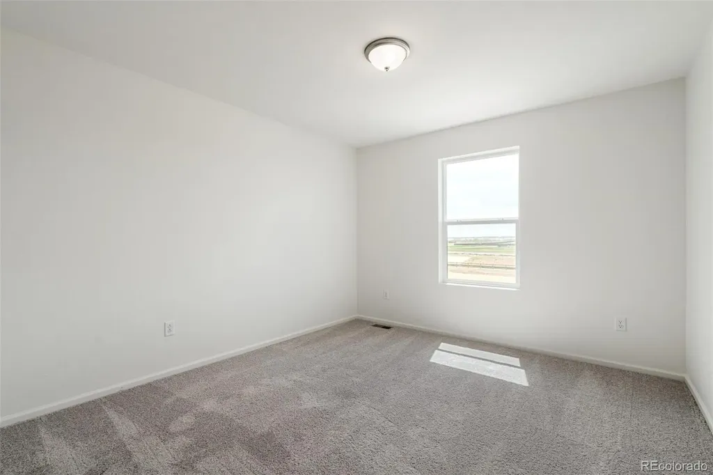 47399 Magnolia Avenue Bennett CO 80102