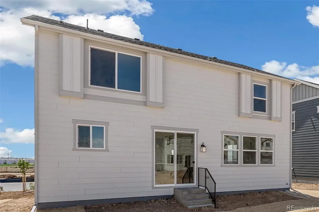 47399 Magnolia Avenue Bennett CO 80102