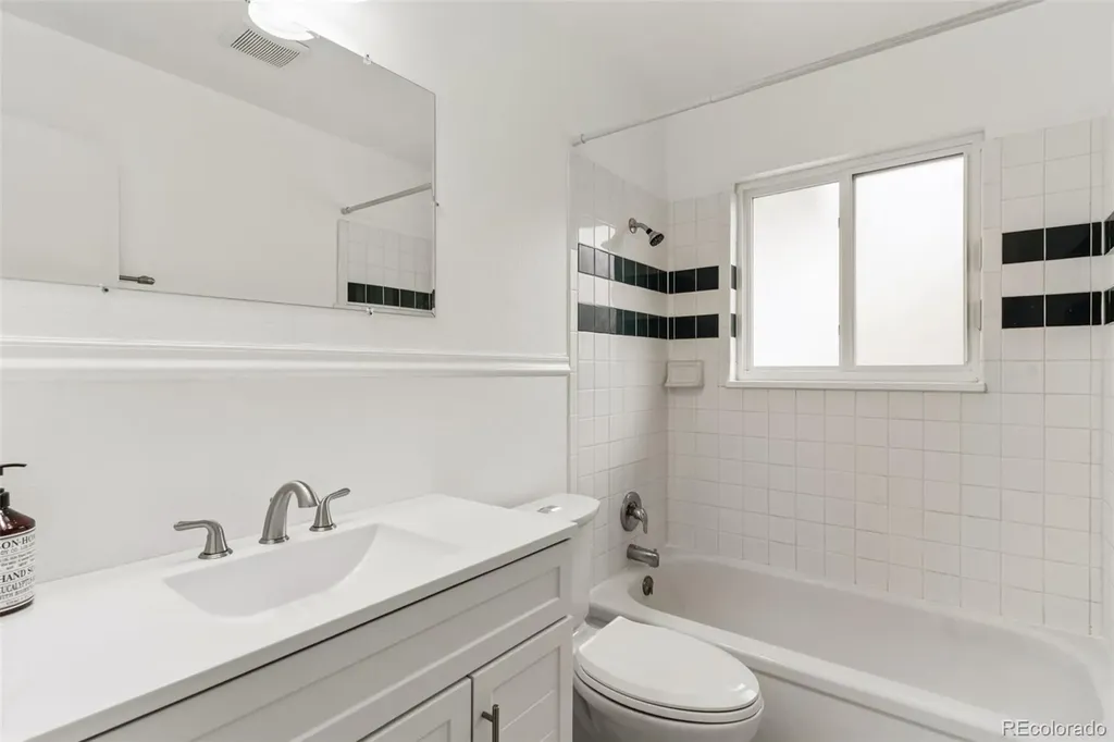 1556 Willshire Drive Colorado Springs CO 80906