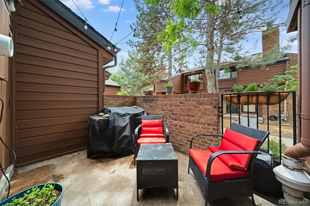2685 S Dayton Way Denver CO 80231