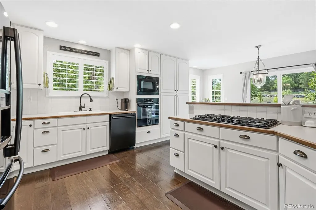 2400 W Jamison Way Littleton CO 80120