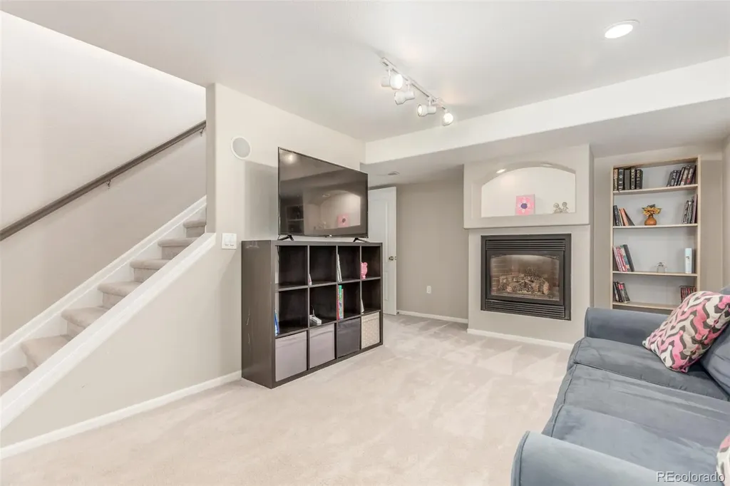 10660 Jewelberry Circle Highlands Ranch CO 80130