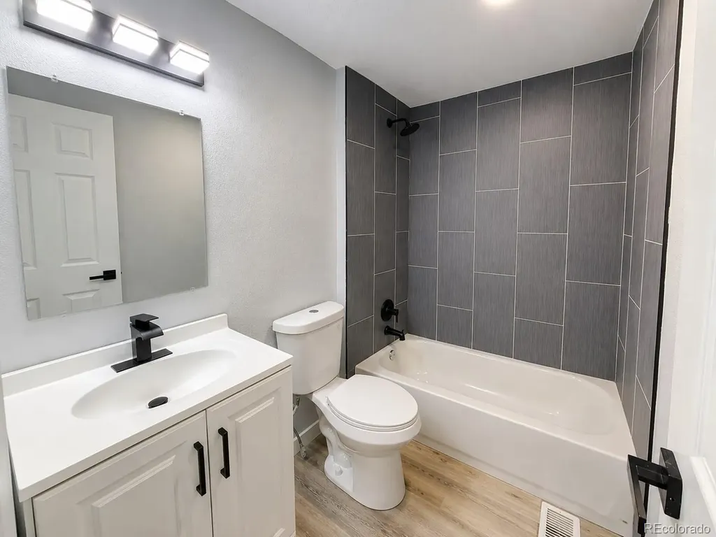 4825 Astrozon Boulevard Colorado Springs CO 80916