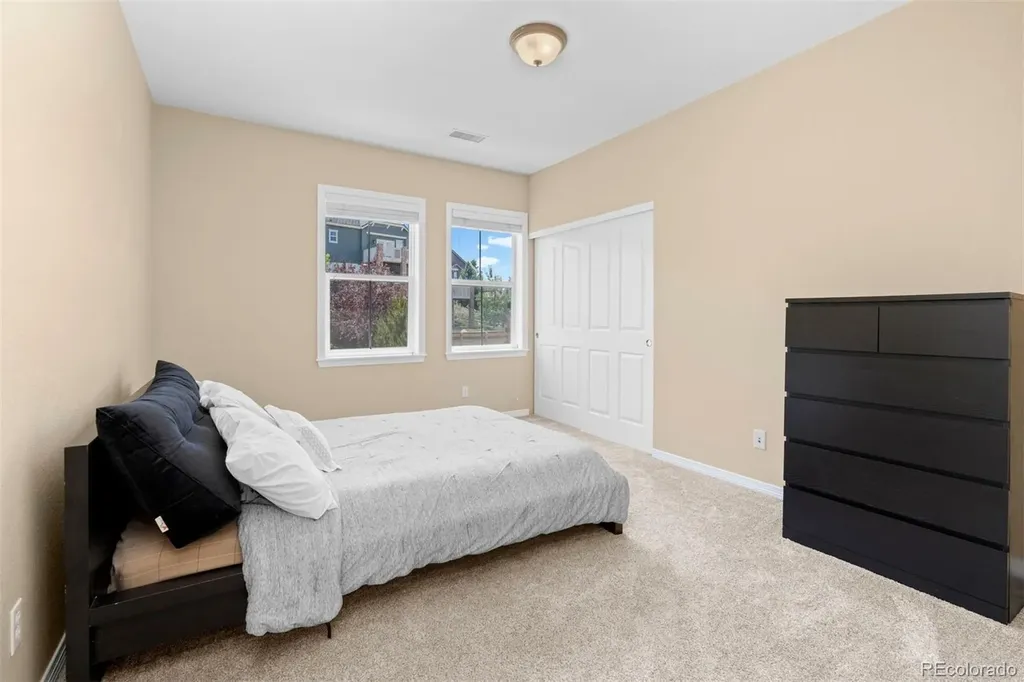3860 Fairbrook Point Highlands Ranch CO 80130