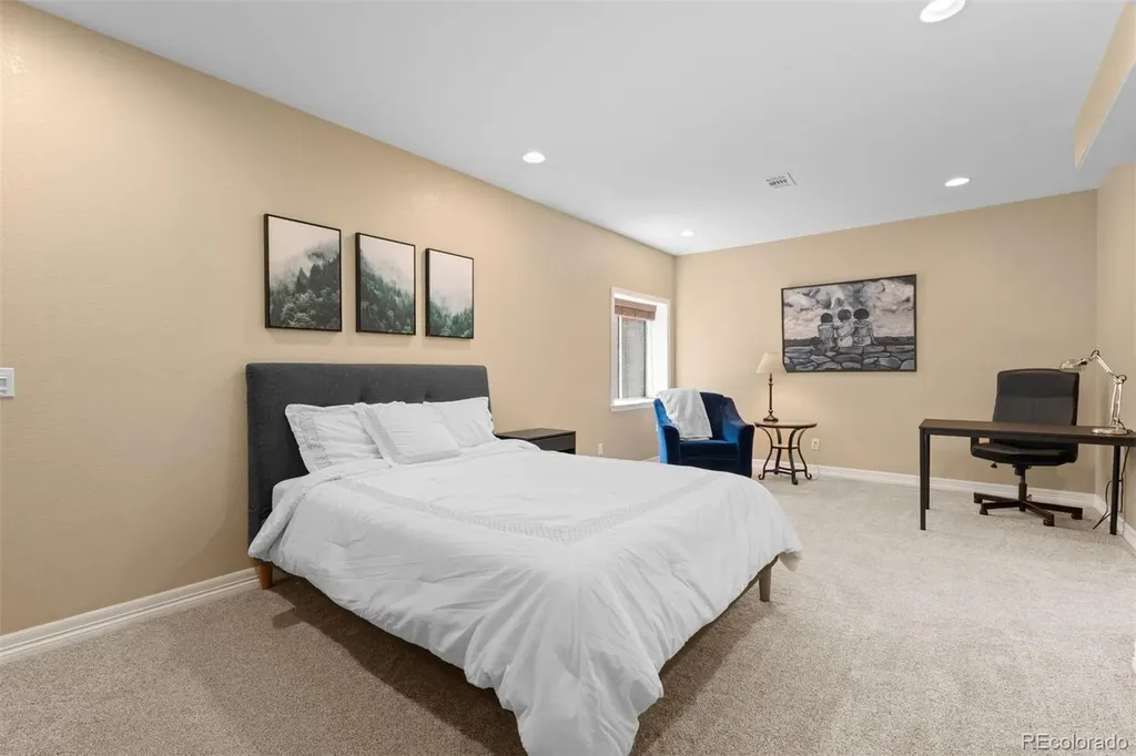 3860 Fairbrook Point Highlands Ranch CO 80130