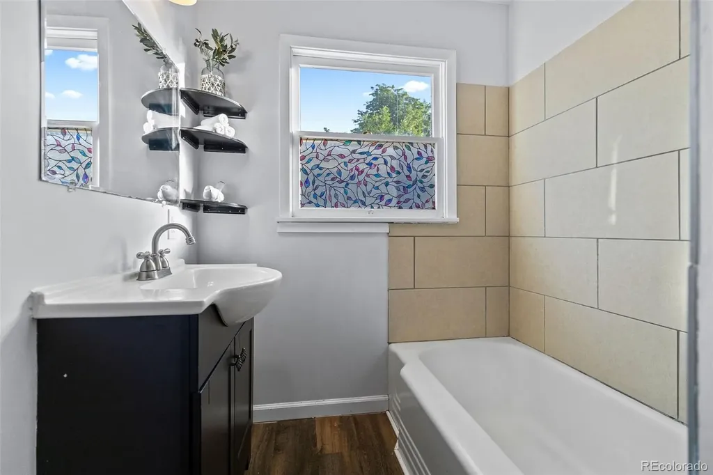 1333 Lincoln Street Longmont CO 80501