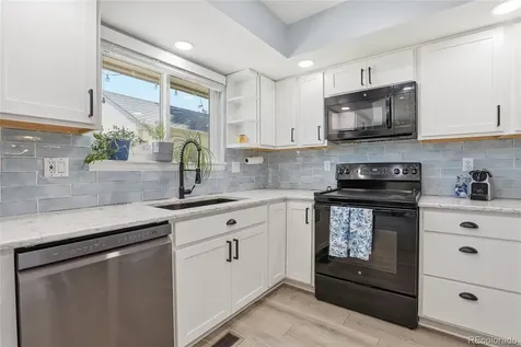 6937 E Briarwood Drive Centennial CO 80112