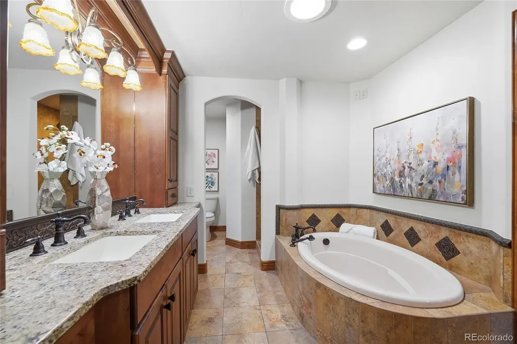 730 Crescent Lane Lakewood CO 80214