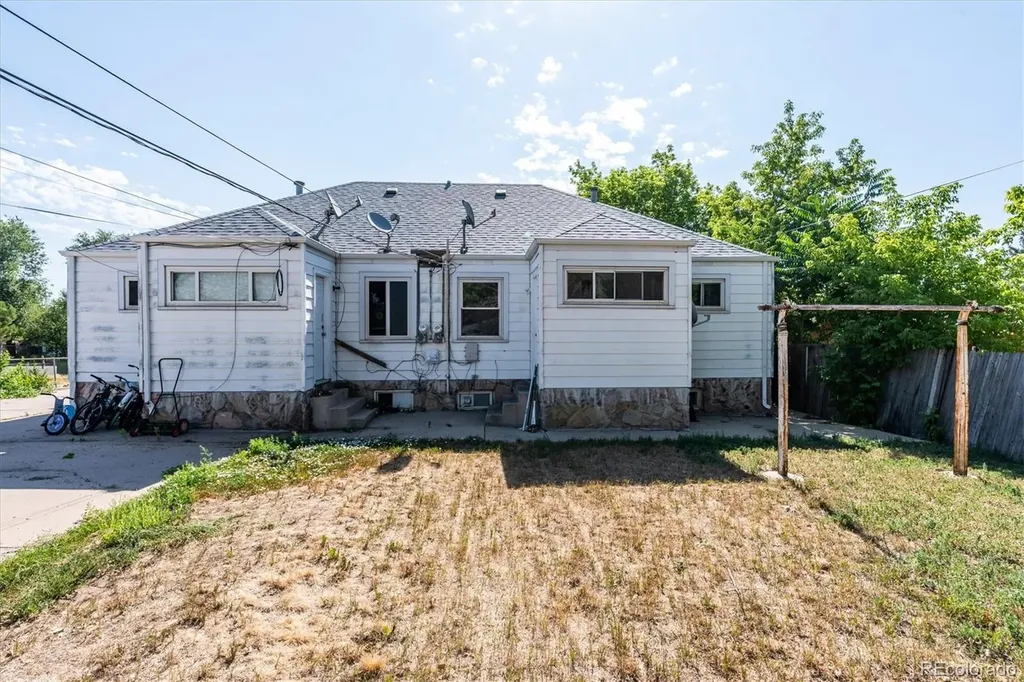 375 S Quitman Street Denver CO 80219