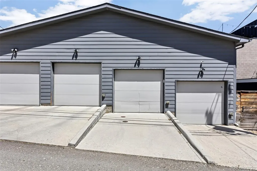 1273 Xavier Street Denver CO 80204