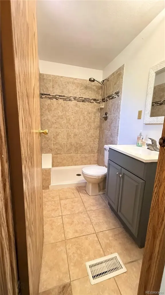 1095 Western Drive Colorado Springs CO 80915