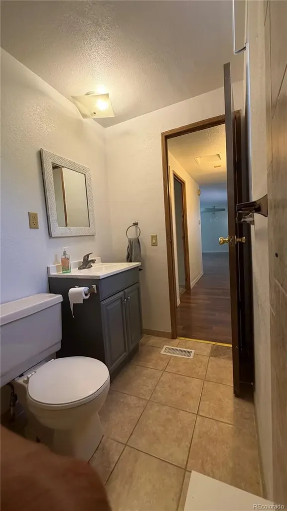 1095 Western Drive Colorado Springs CO 80915