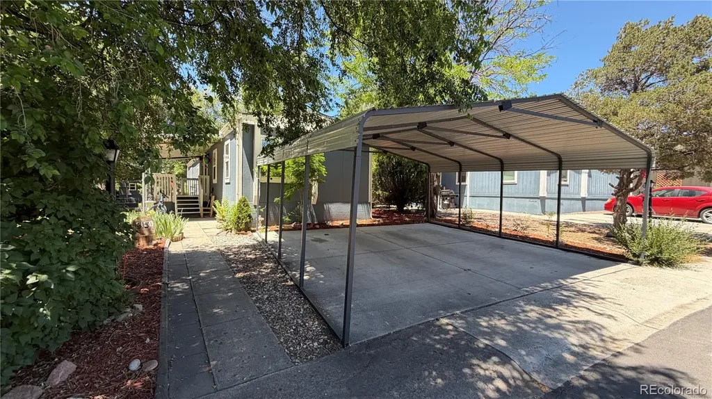 1095 Western Drive Colorado Springs CO 80915