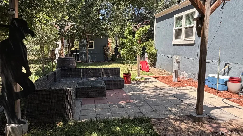 1095 Western Drive Colorado Springs CO 80915