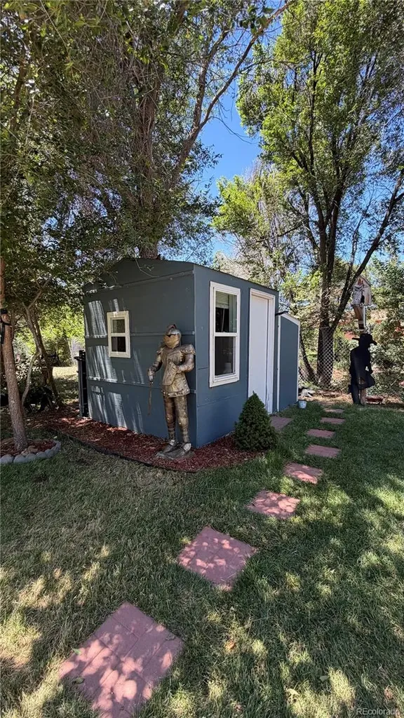 1095 Western Drive Colorado Springs CO 80915