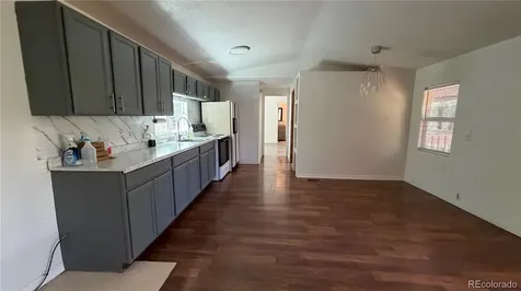 1095 Western Drive Colorado Springs CO 80915