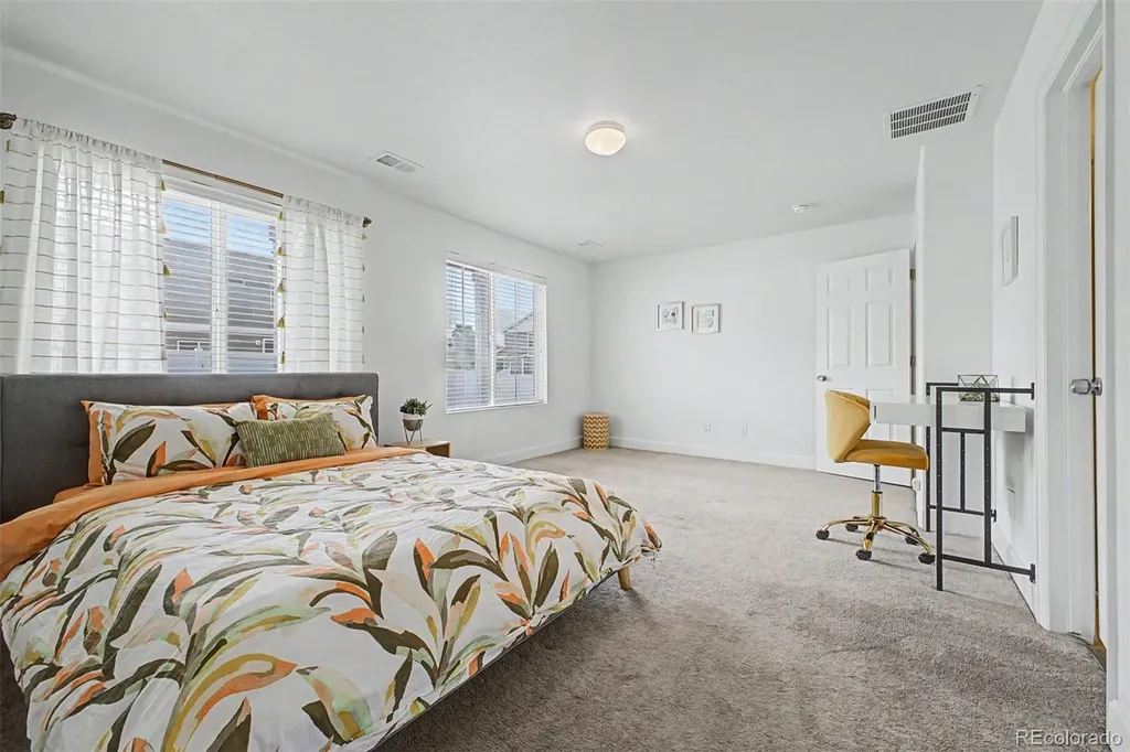 5552 Killarney Street Denver CO 80249