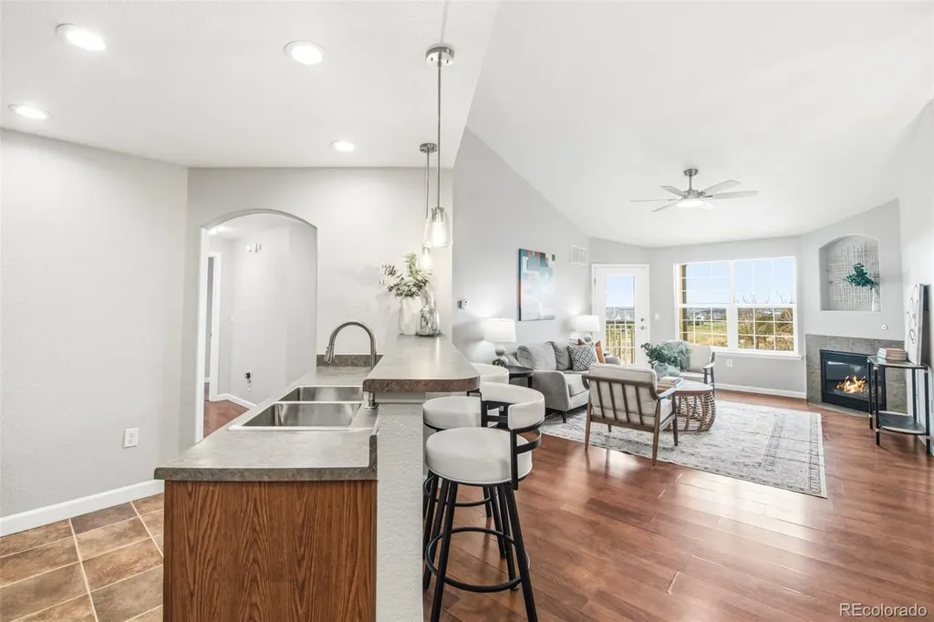 5735 N Genoa Way Aurora CO 80019