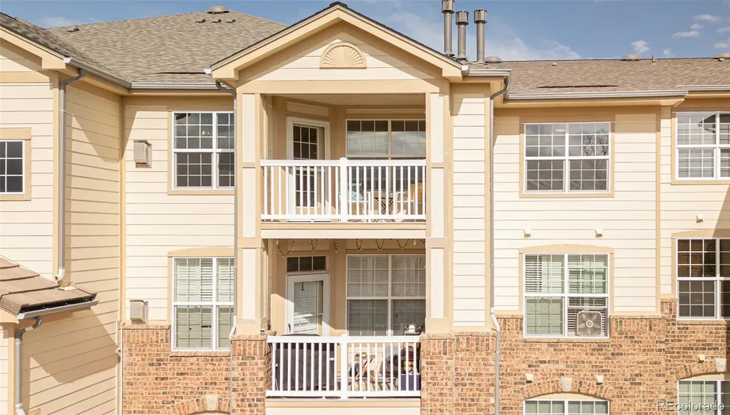 5735 N Genoa Way Aurora CO 80019