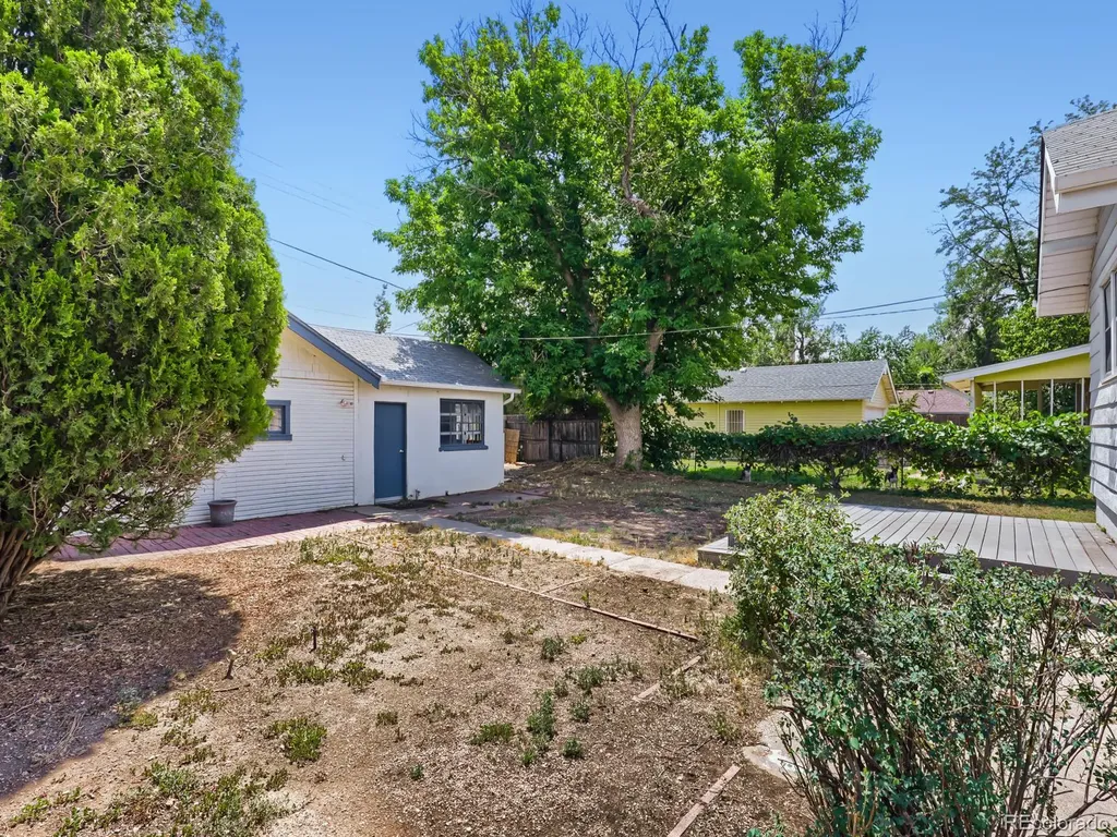 114 S 5th Avenue Brighton CO 80601
